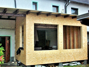 ein Anbau in Holzrahmenbauweise