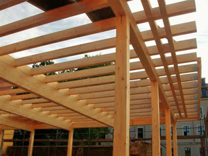 Öffentliche Gebäude in Holzbauweise